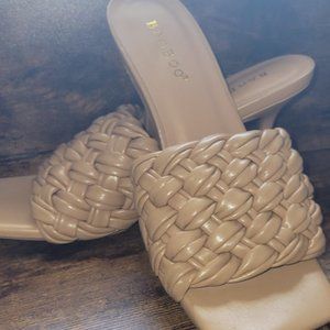 Bamboo| Beige Heel | 6